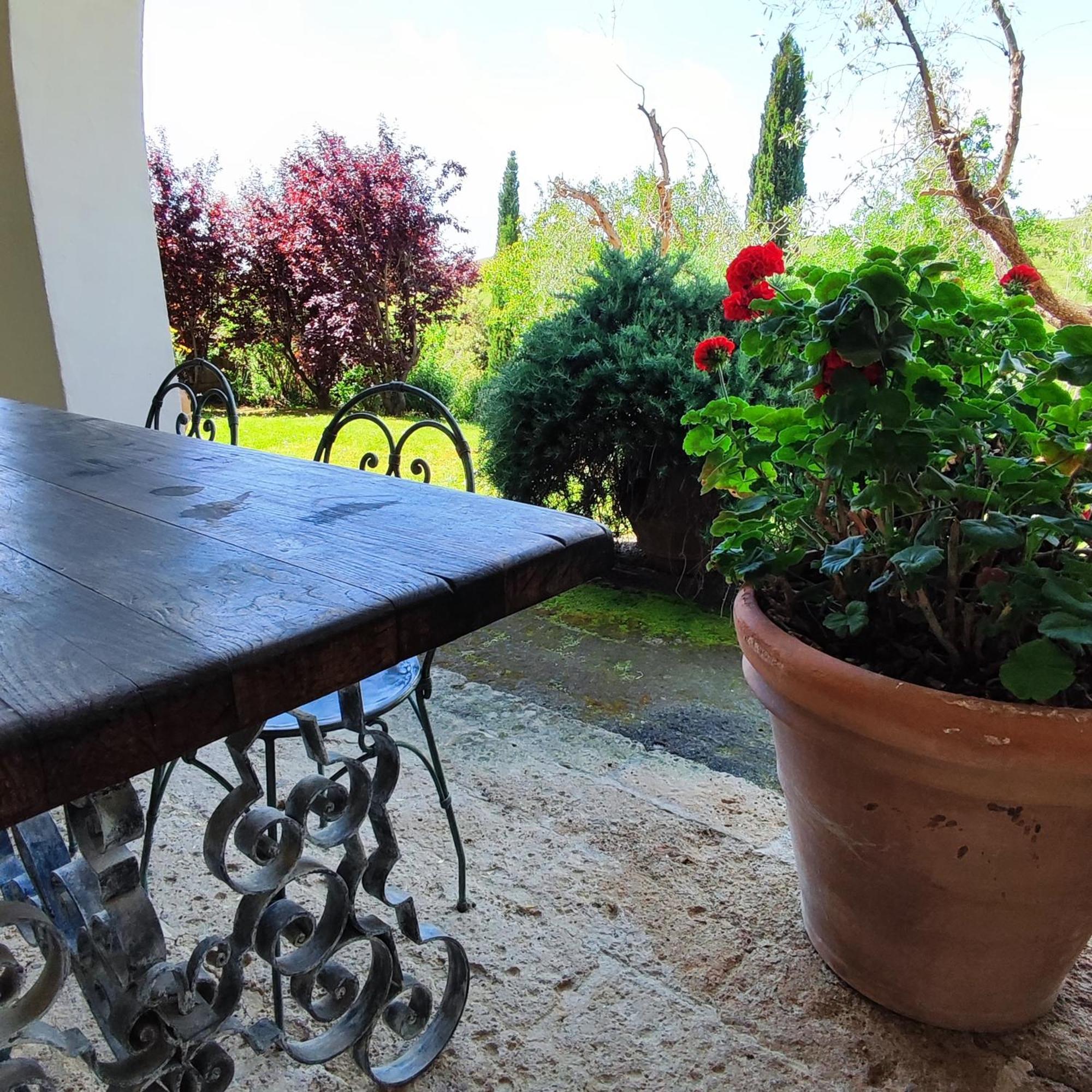 Agriturismo Podere il Fornacino Santa Luce Exterior foto
